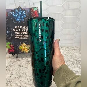 Starbucks 2024 Spring UNRELEASED Mermaid Scale Cup. Green with Black. NWT. Shiny